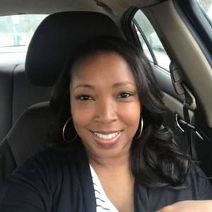 Meet your Posher, Donia